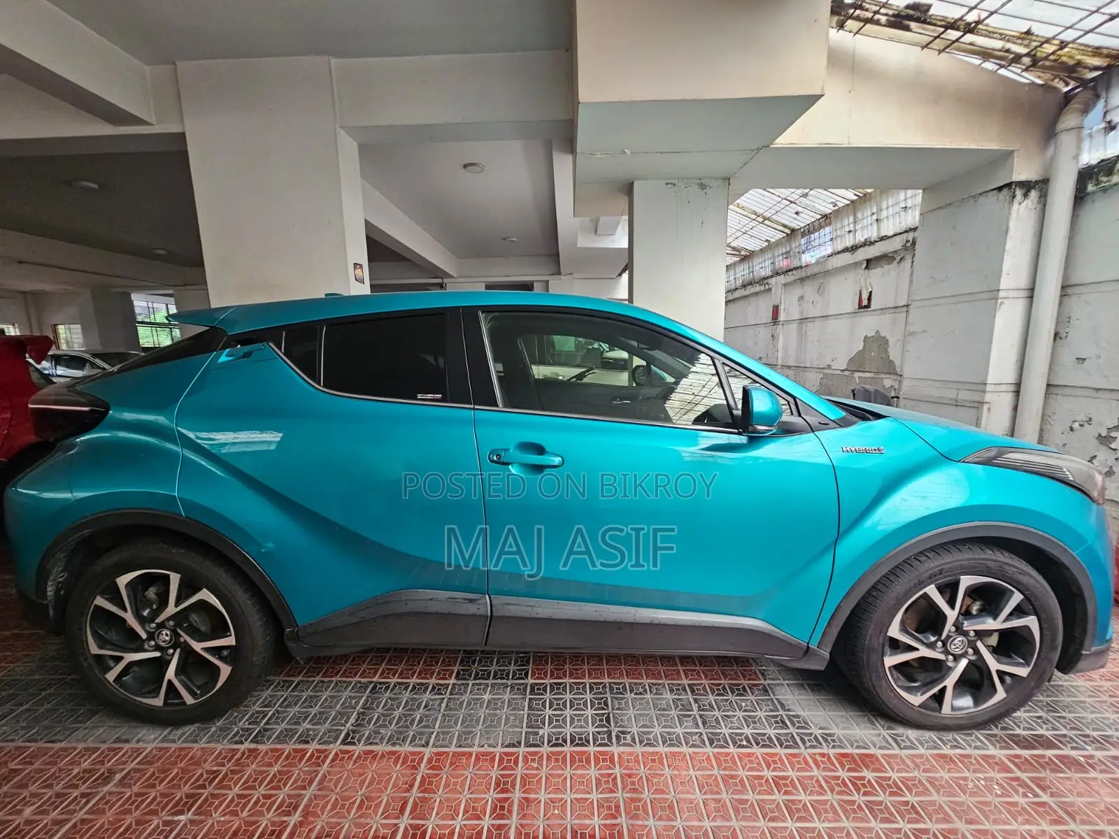 Toyota C-HR 2017 Green