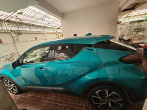 Toyota C-HR 2017 Green