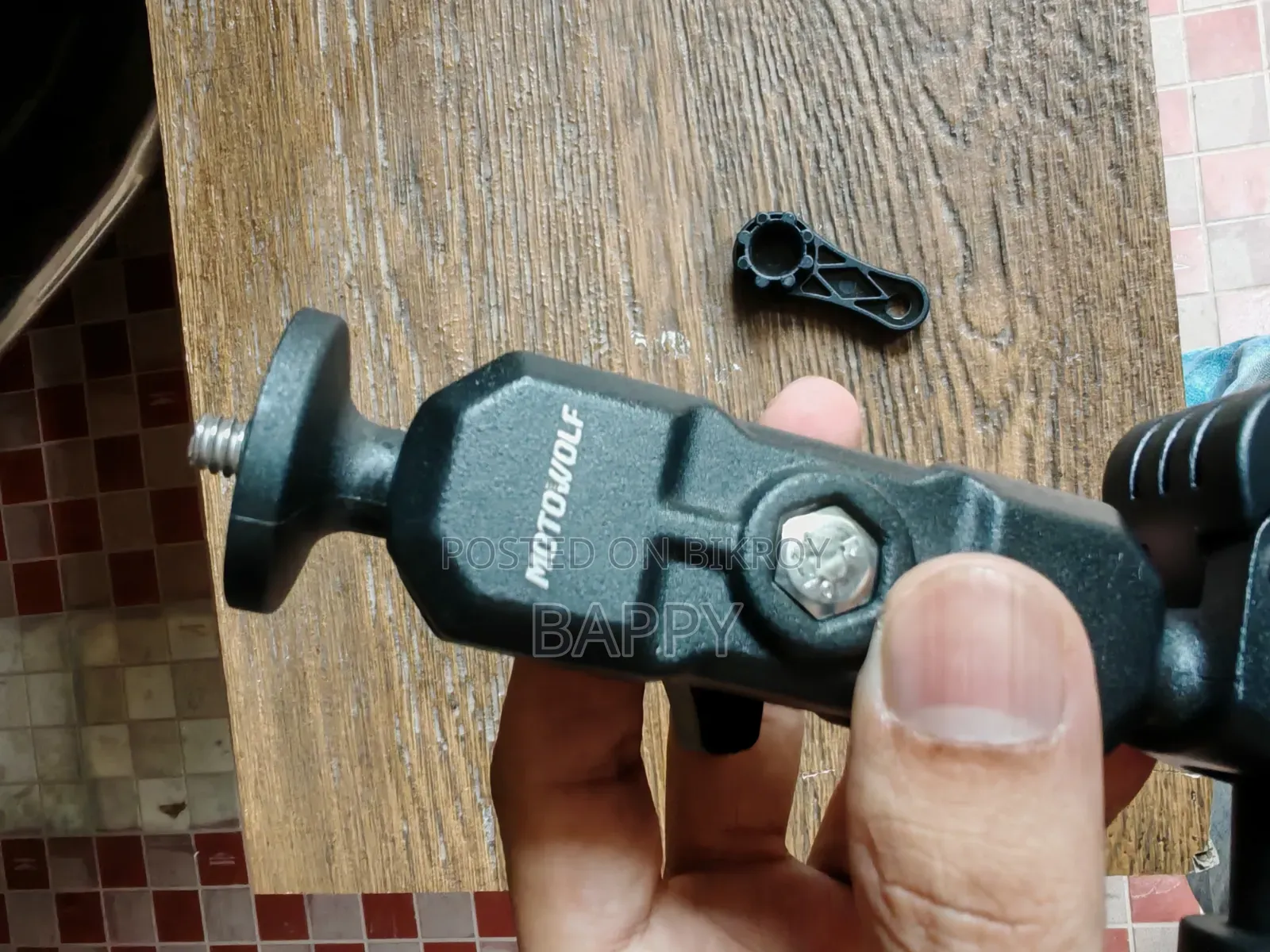 Moto Wolf Handlebars Mount