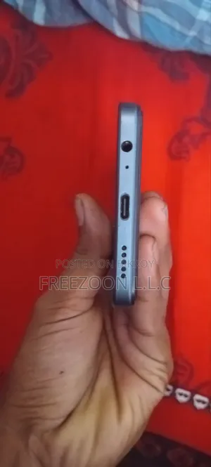 New Vivo Y17s 128 GB