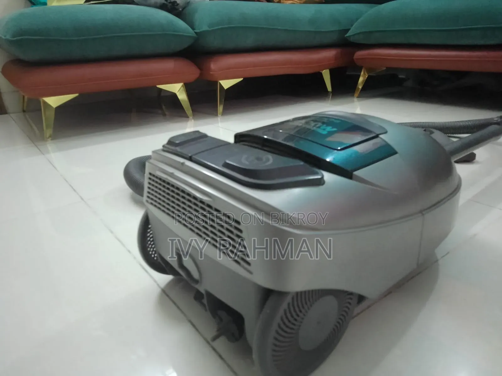 Hitachi Cv-W1800 Vacuum Cleaner for Sell