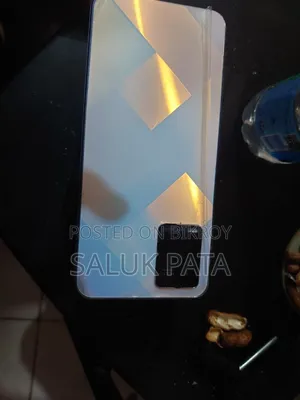 New Vivo Y21 64 GB White
