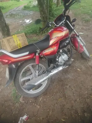 Hero HF Deluxe 2025 Red
