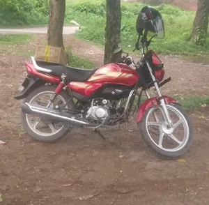 Hero HF Deluxe 2025 Red