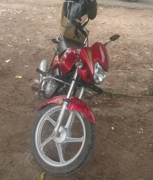 Hero HF Deluxe 2025 Red