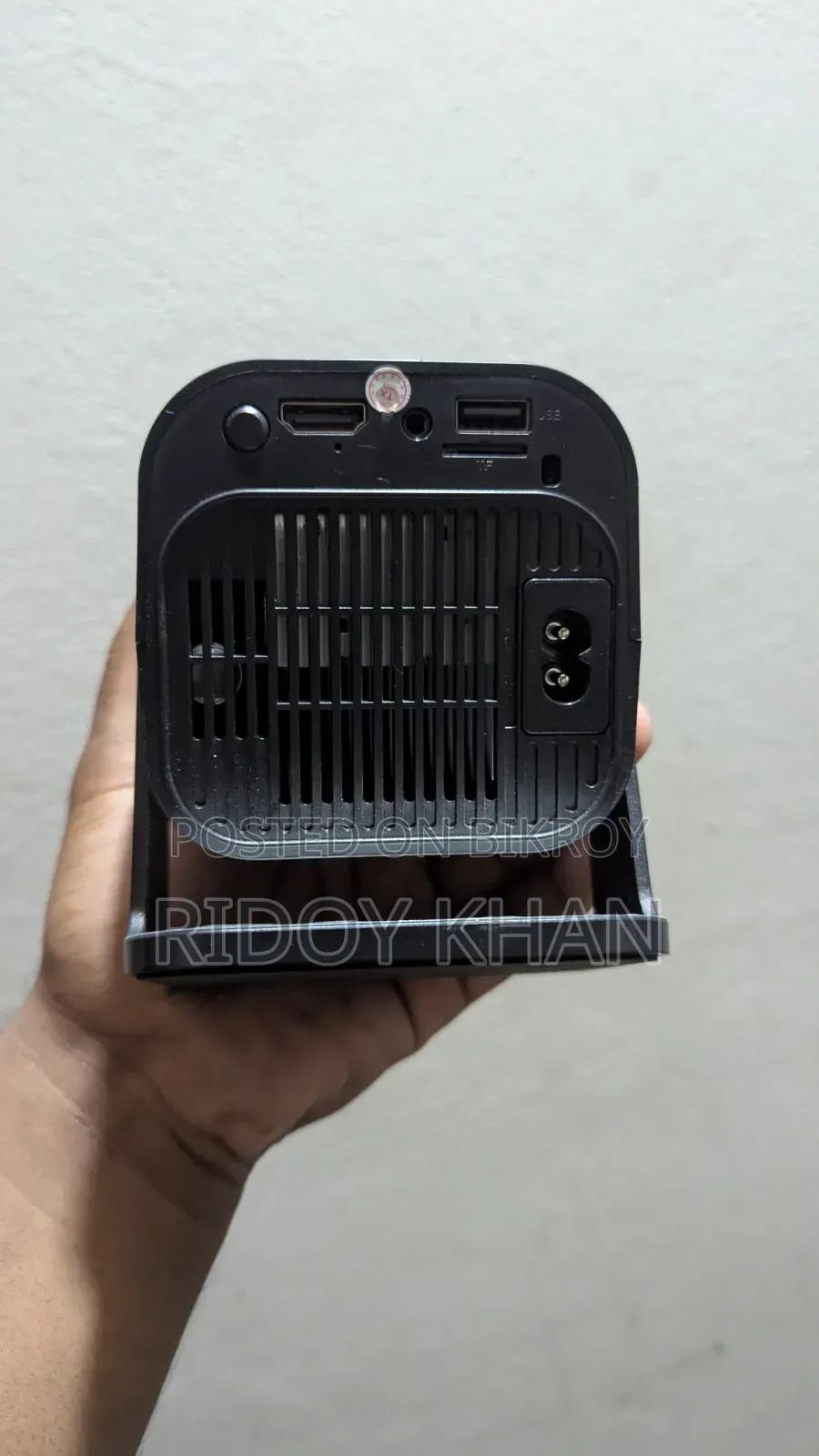 এইচওয়াই ৩২০ মিনি প্রজেক্টর বিক্রির জন্য