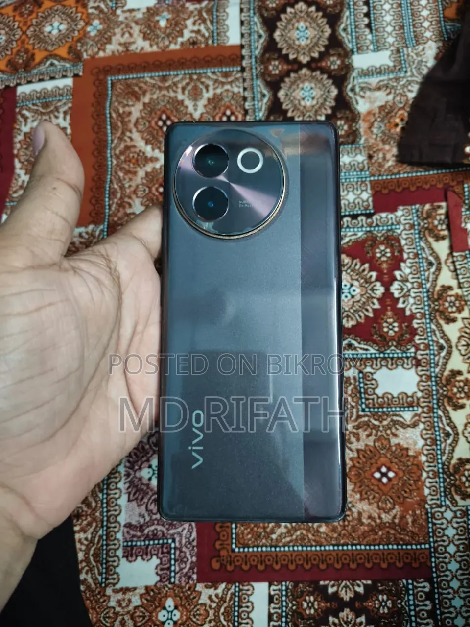 Vivo V30e 128 GB Red
