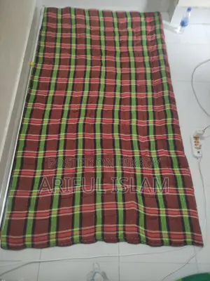 ২ টা বেড ১ টা বলিশ