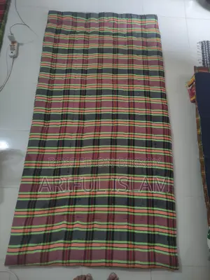 ২ টা বেড ১ টা বলিশ