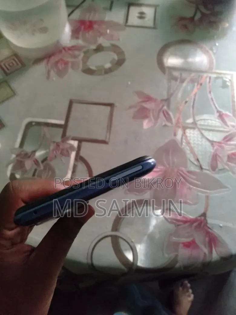 Vivo Y51 IN 128 GB Blue