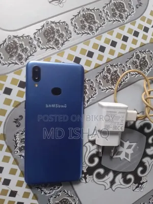 Samsung A10 32 GB Blue