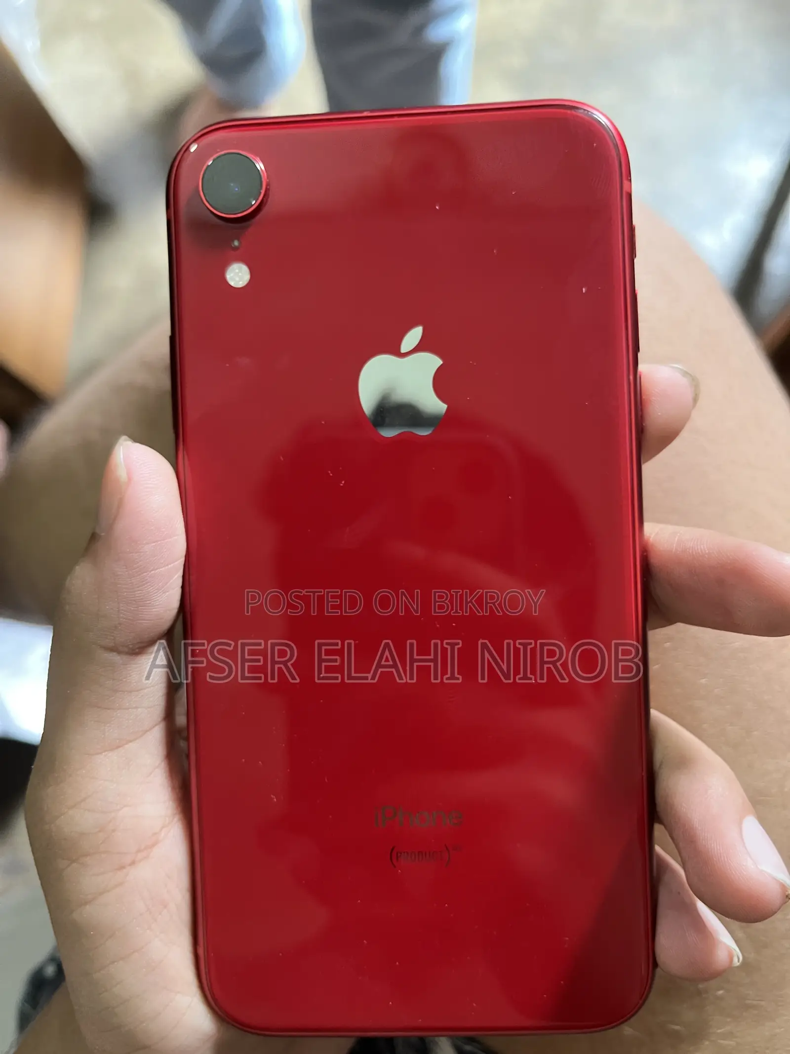 Apple iPhone XR 64 GB Red
