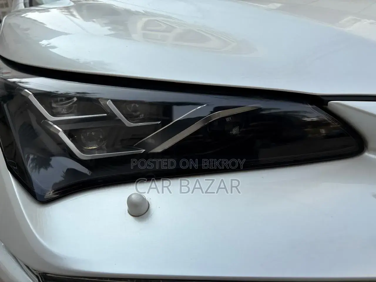 Lexus NX 2019 Pearl