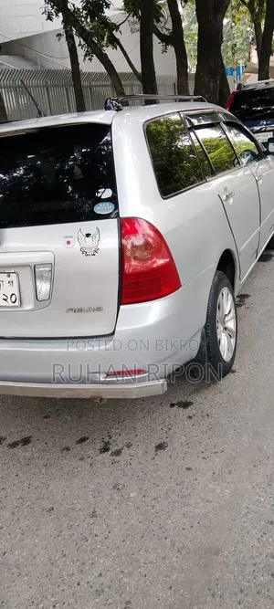 Toyota Corolla 2004 Silver
