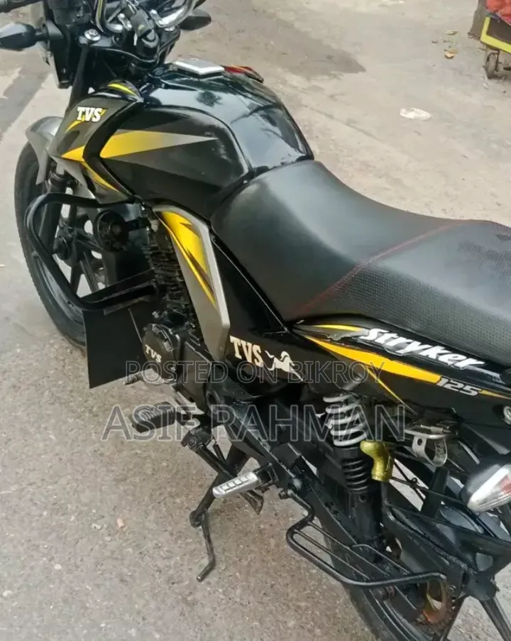 TVS Stryker 125 2020 Black