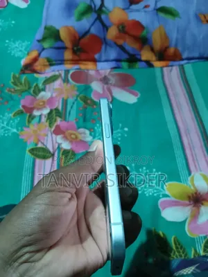 Apple iPhone 15 128 GB White