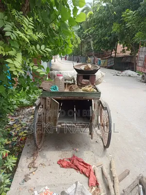 বাদাম এর গাড়ি