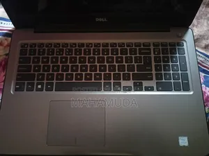 Laptop Dell Inspiron 15 5567 8GB Intel Core I3 SSD 256GB