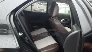 Toyota Yaris Cross 2021 Black