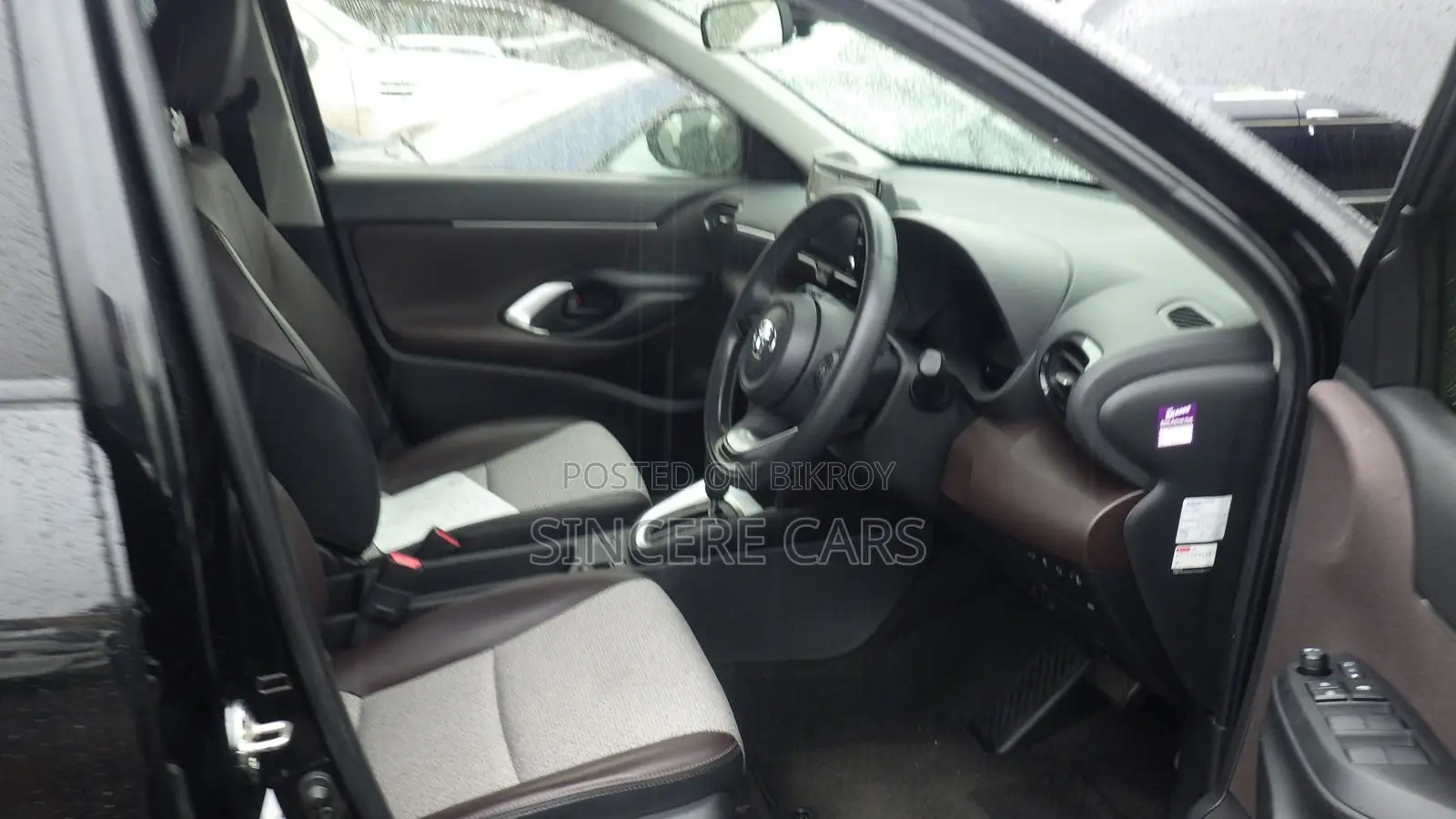 Toyota Yaris Cross 2021 Black