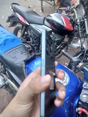 Tecno Spark 20C 128 GB Blue