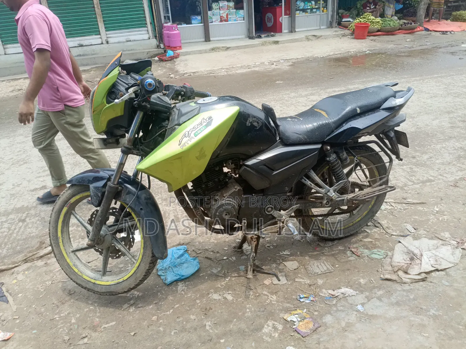 টিভিএস অ্যাপাচি আরটিআর ১৬০ ২ভি ২০১২ সবুজ