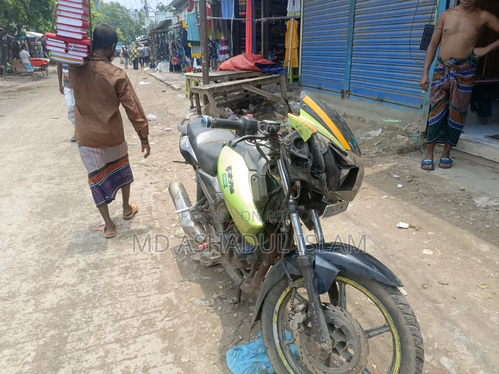 টিভিএস অ্যাপাচি আরটিআর ১৬০ ২ভি ২০১২ সবুজ