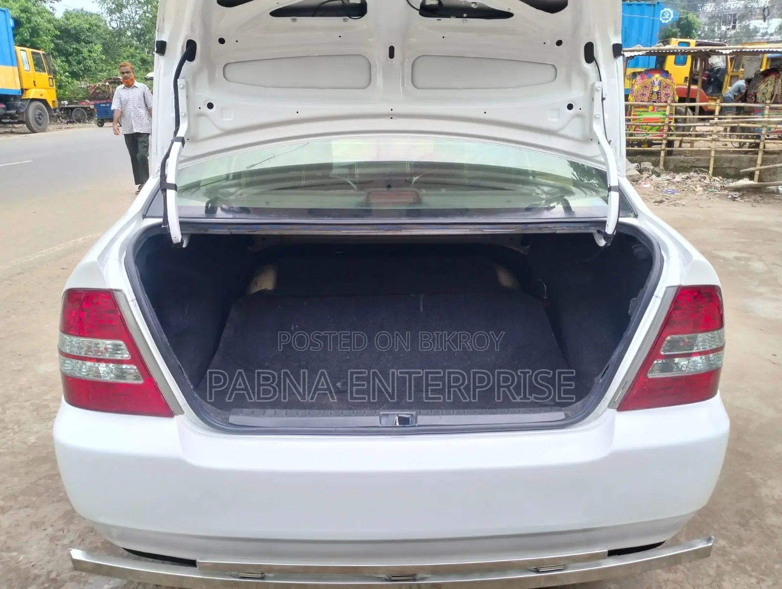 Toyota Corolla 2003 White