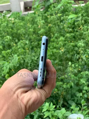 Vivo Y20G 128 GB Blue