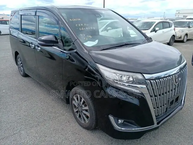 Toyota Esquire 2.0 FWD (8 Seater) 2020 Black