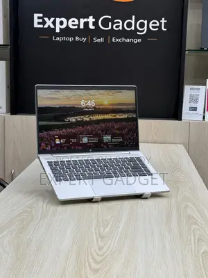Laptop HP EliteBook 640 G10 16GB AMD Ryzen 5 SSD 256GB