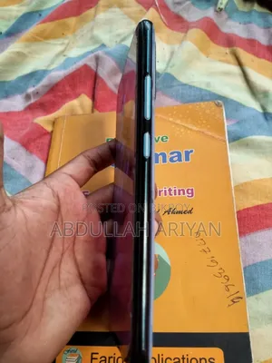 Vivo Y50 128 GB