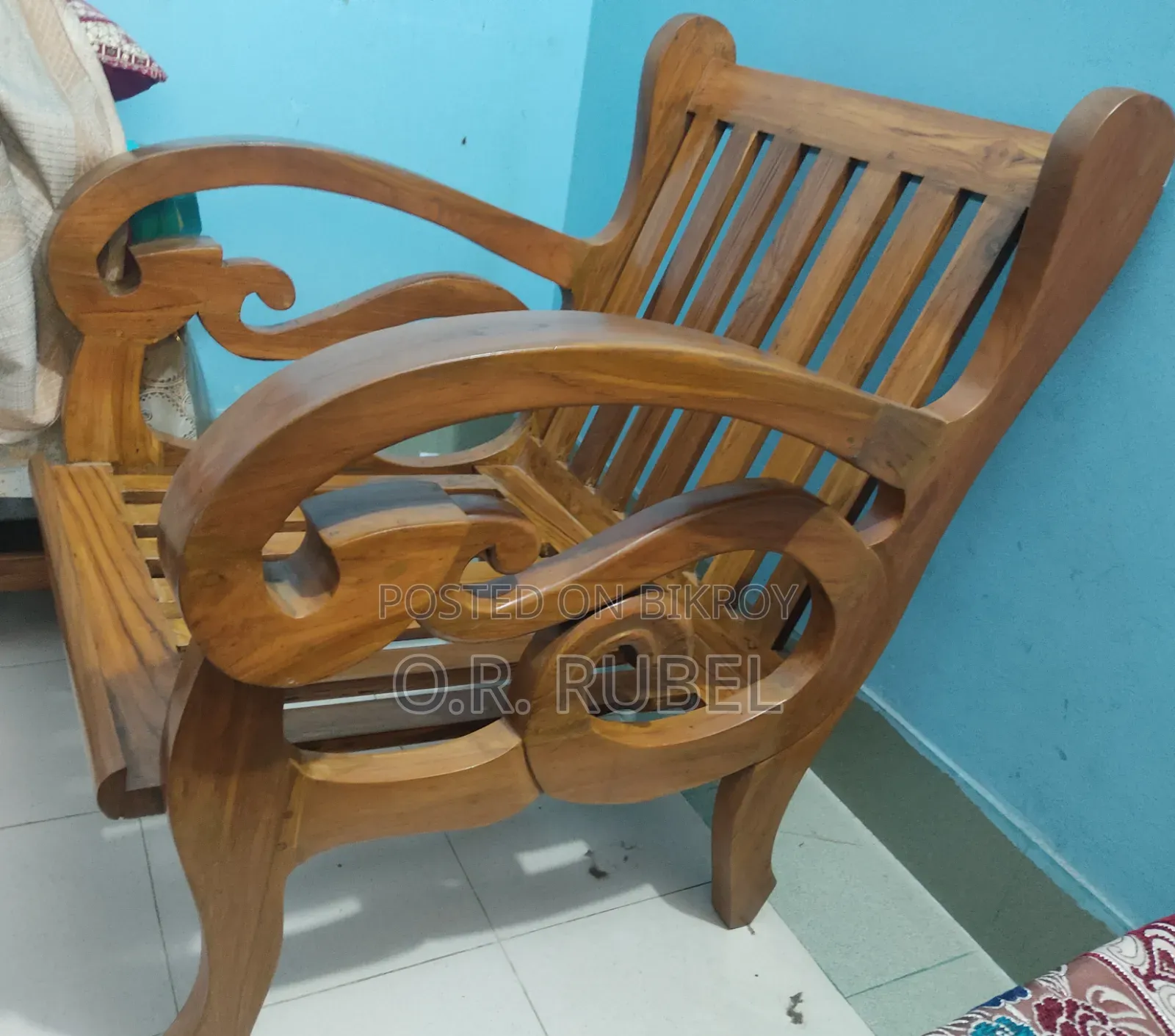 Sofa set 2+1+1 table