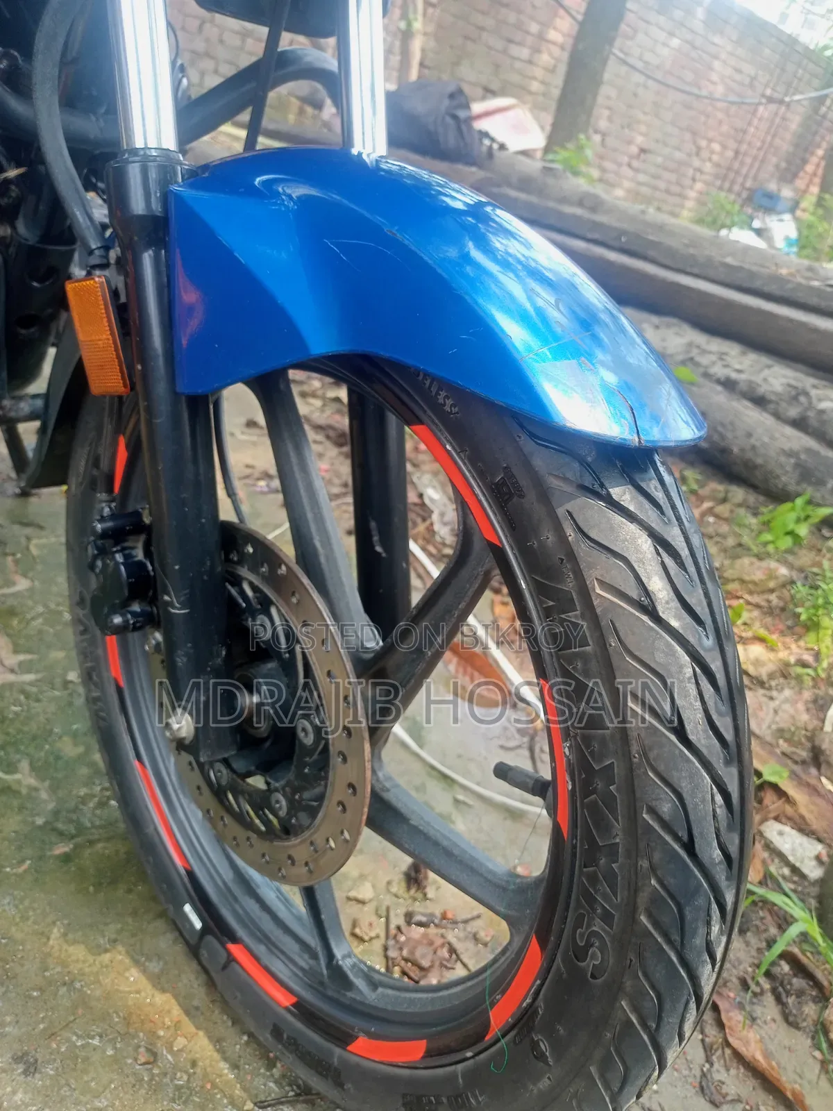 হোন্ডা ২০১৮ নীল