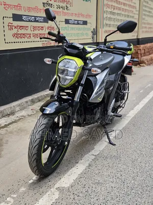 Suzuki 2025 Gray