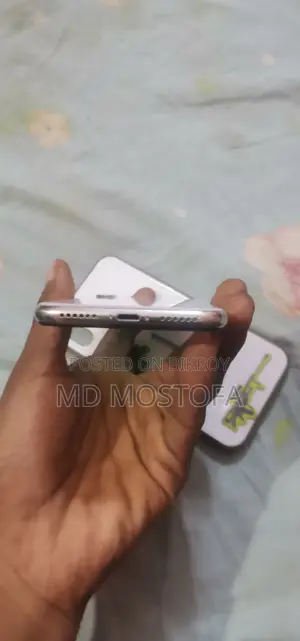 Apple iPhone X 256 GB White