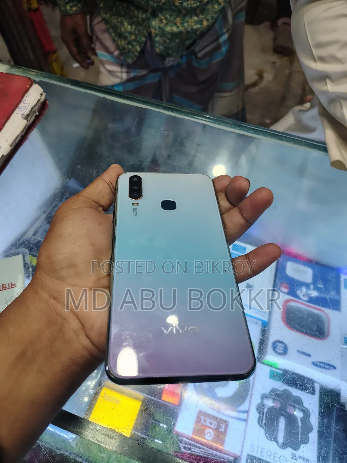 Vivo Y19 128 GB