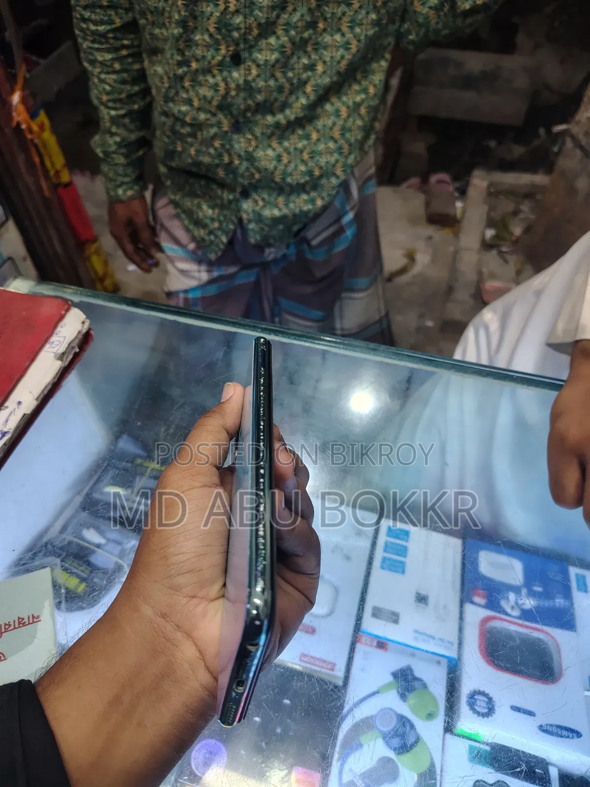 Vivo Y19 128 GB