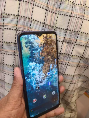 Symphony Z33 32 GB Blue