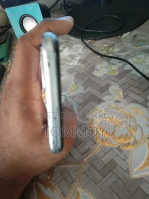 Vivo Y21 64 GB Blue