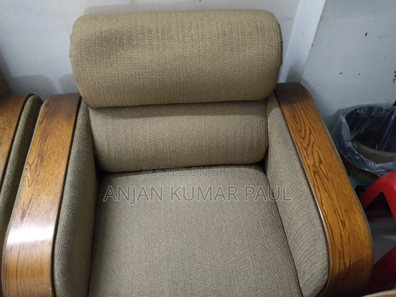 সলিড আতবি উড সোফা সেট + টি টেবিল – ২২,০০০ টাকা