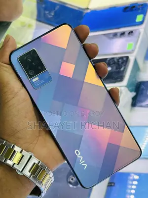 Vivo V21e 128 GB Purple