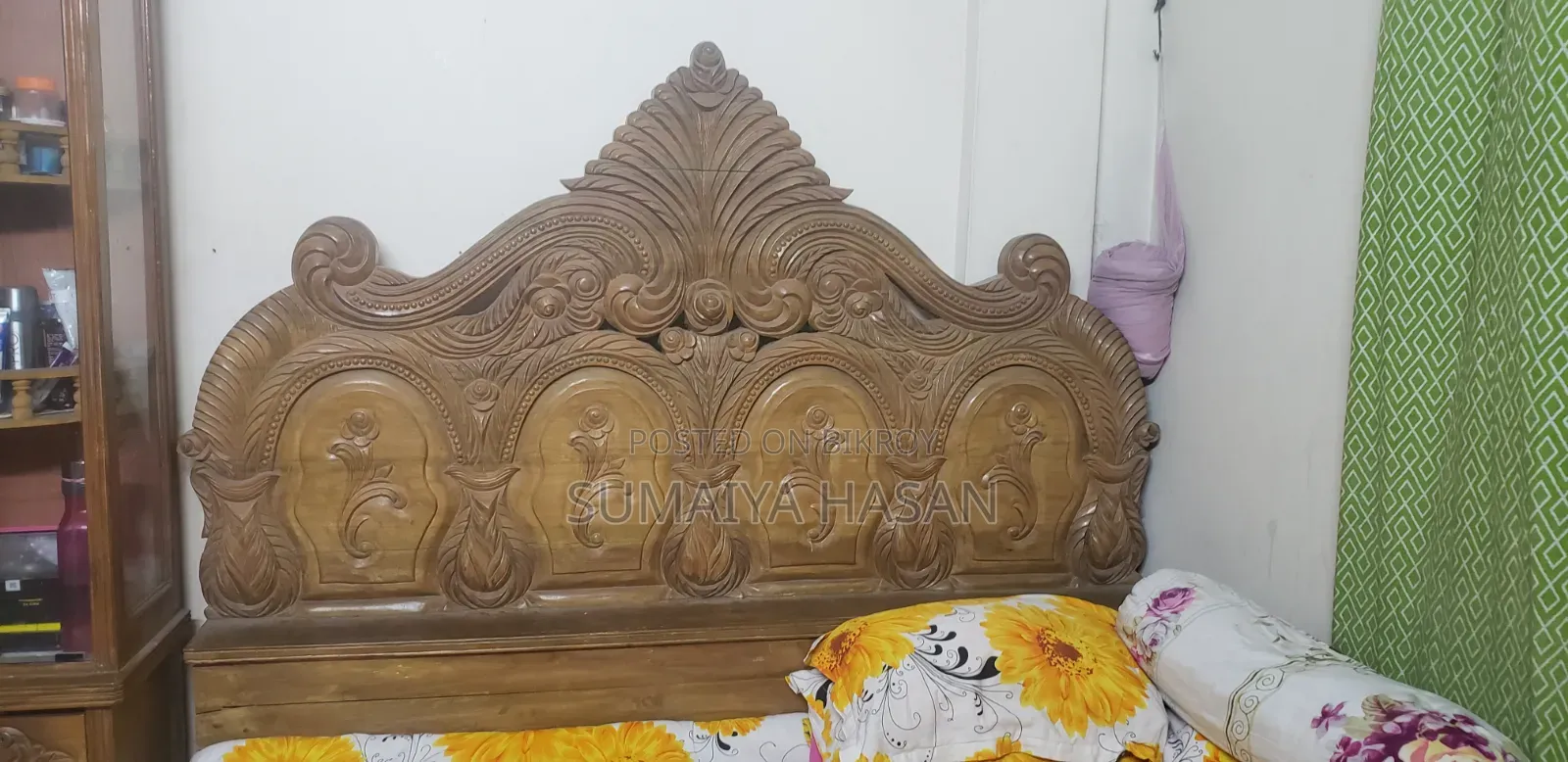 খাট, আলমারি ও ড্রেসিং টেবিলসহ পুরাতন সম্পূর্ণ বেডরুম সেট বিক্রয় হবে