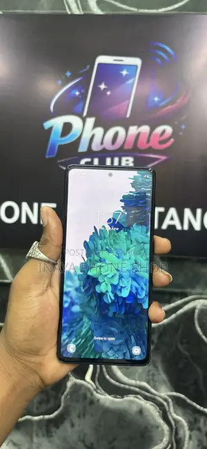 স্যামসাং গ্যালাক্সি এস২১ এফই ৫জি ১২৮ জিবি নীল
