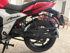 TVS Apache RTR 160 4V 2021 Red
