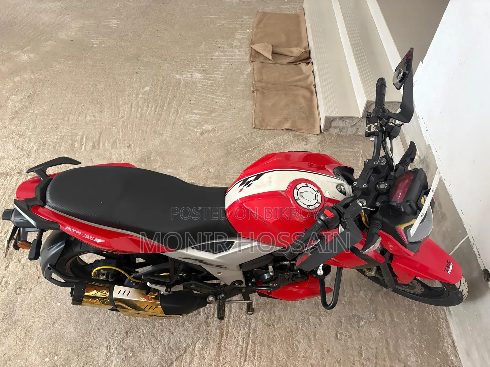 TVS Apache RTR 160 4V 2021 Red