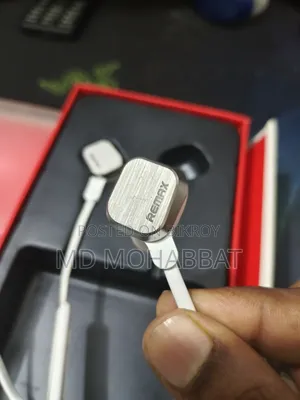 রিম্যাক্স ম্যাগনেট স্পোর্টস হেডসেট