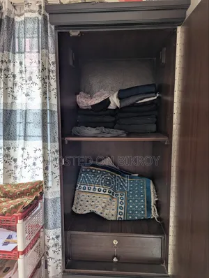Almirah for Sale