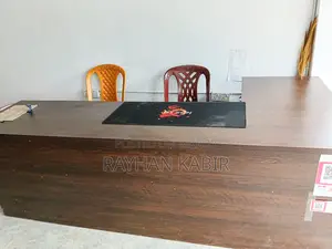 Melamine Board Table