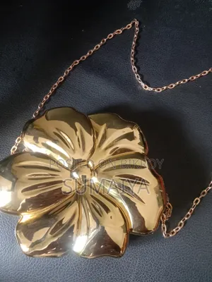 Premium Quality Flower Bag . Best Quality. Gold Colour .
